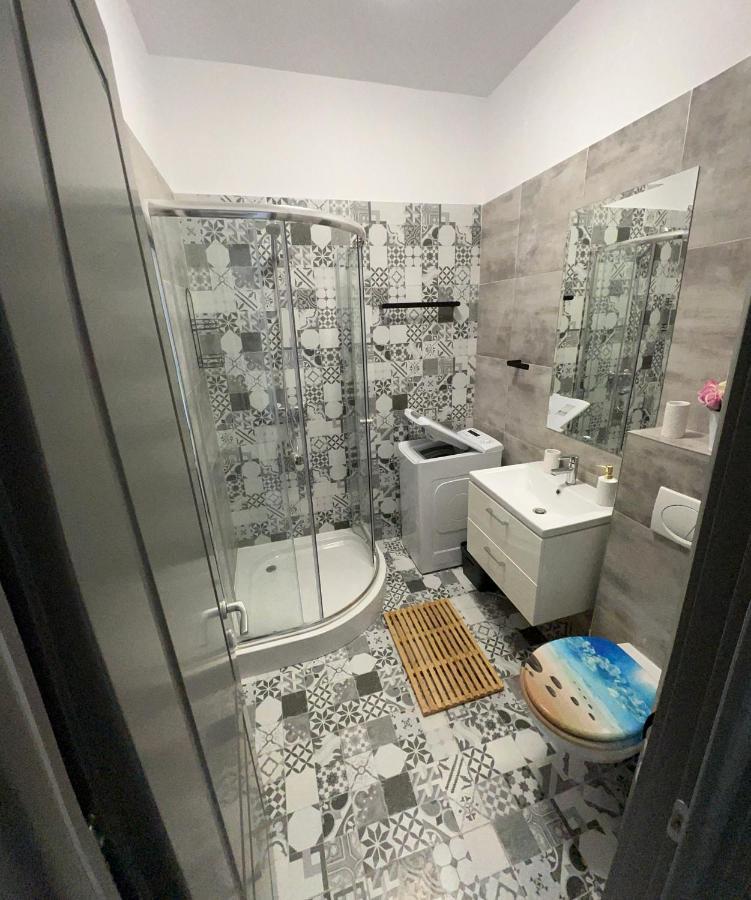 Td Apartments Iasi Eksteriør billede